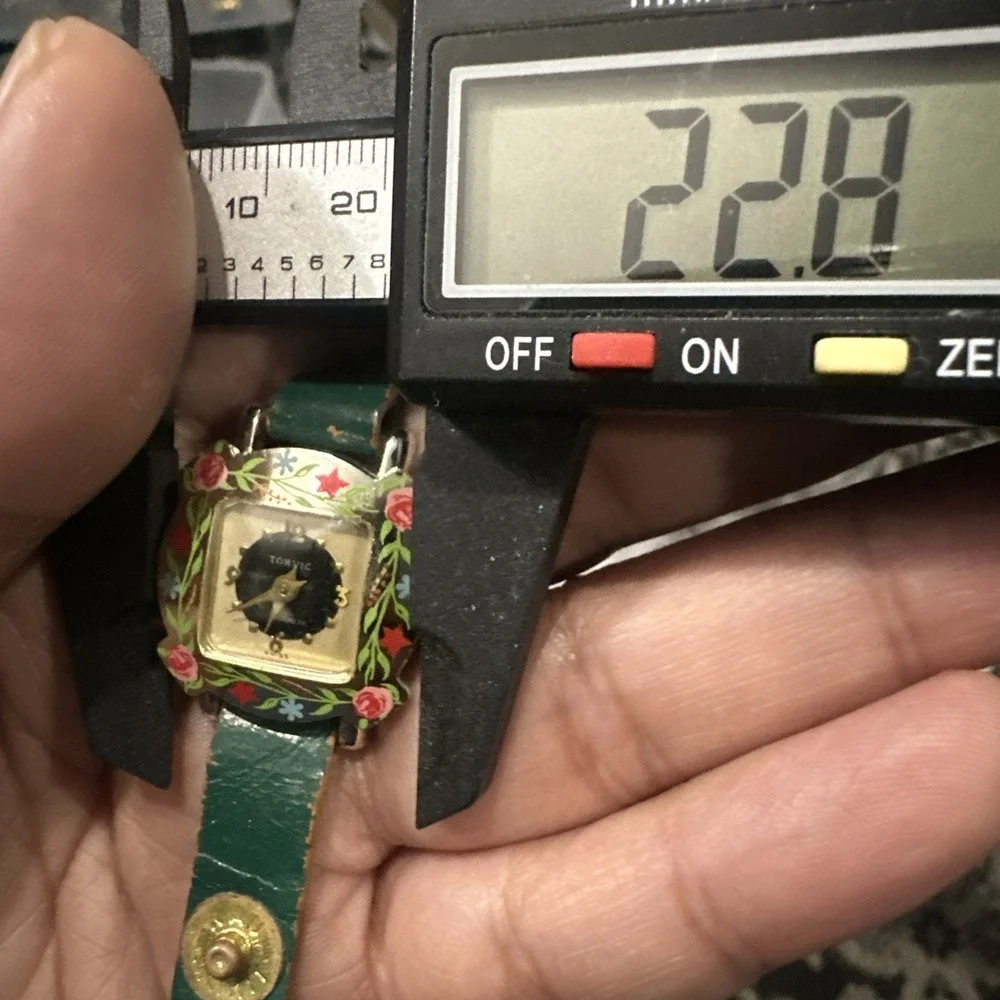 Working Vintage Torvic Ladies Floral Watch Swiss Made Manual Wind 23mm Run